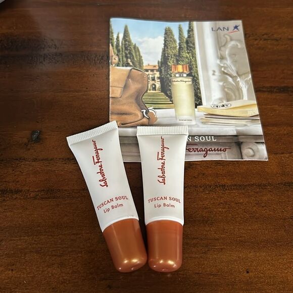 COLE HAAN  American Airlines Toiletry Cosmetic Bag 2 lip balm and 2 dental kit - Picture 6 of 10